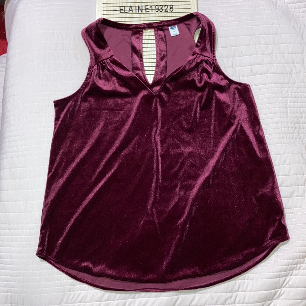 Old Navy Cabernet Velvet Burgundy Sleeveless Top M